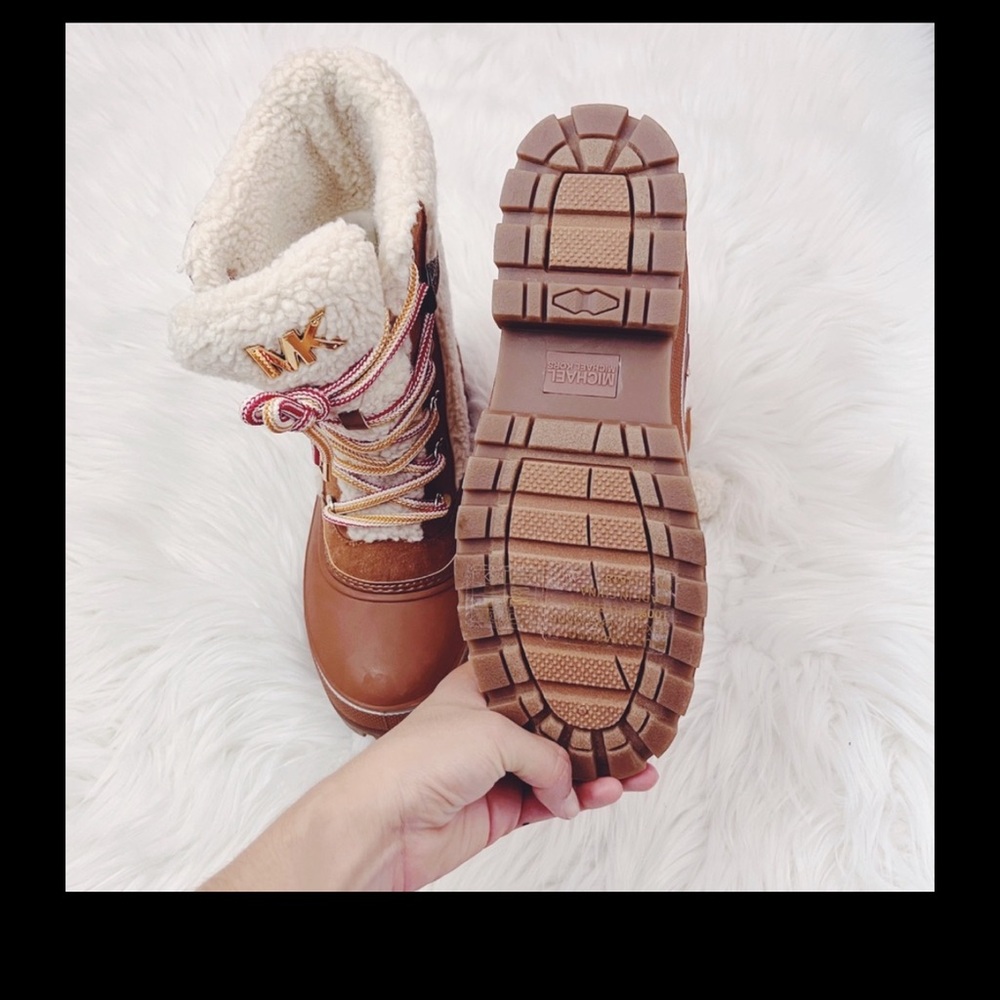 Michael Kors Ozzie Media Boots ✨bran new✨Snow Boots - Picture 7 of 7